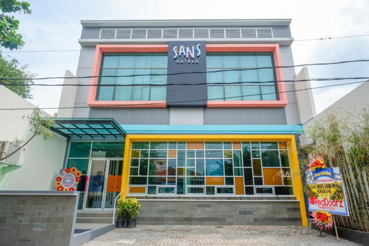 Sans Hotel Good Wish Semarang Jomblang Exterior photo